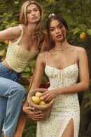 Vestido Midi Floral Fenda Lateral – Elegância e Feminilidade